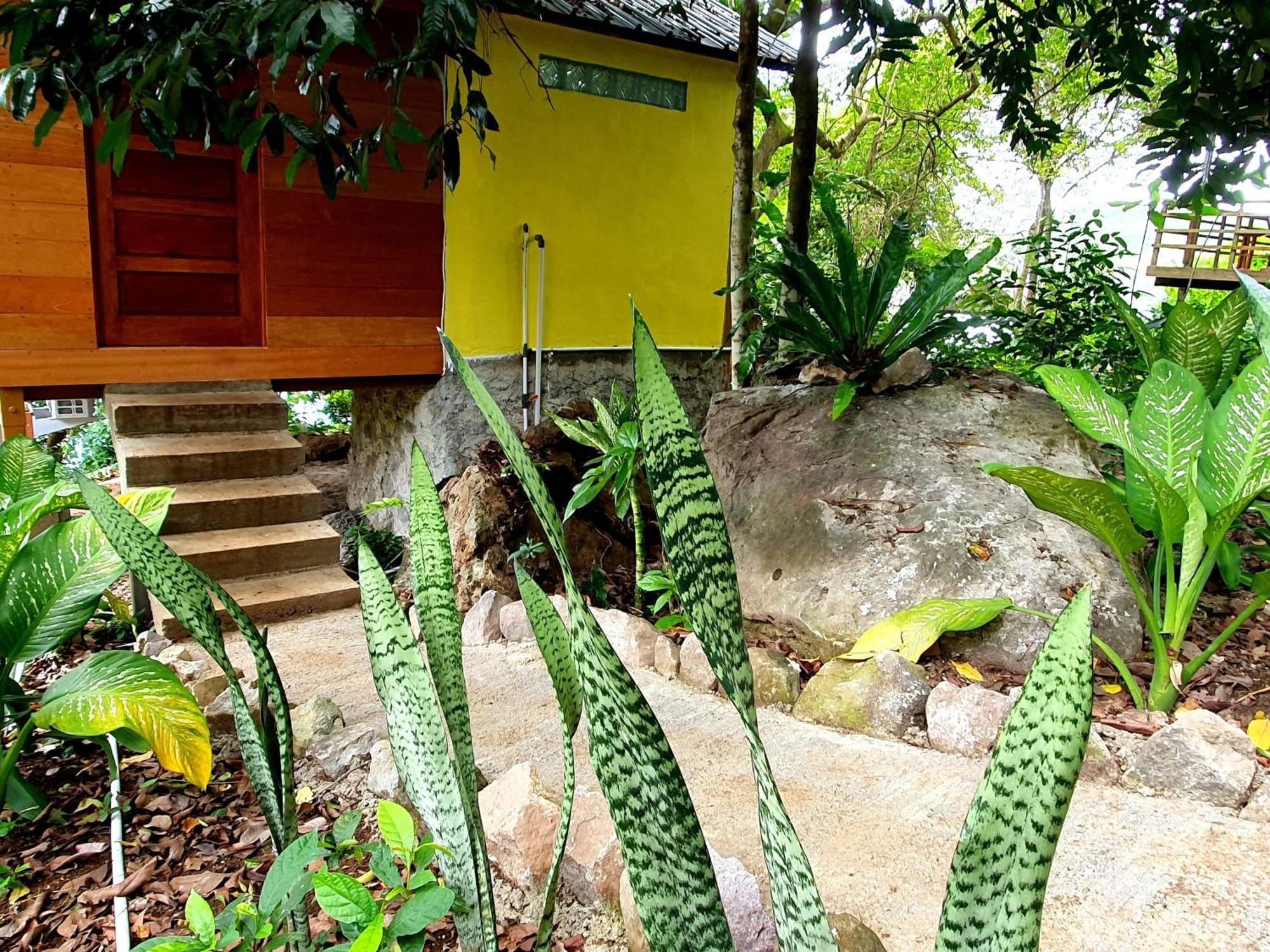 Santi Garden Bungalows Iboih エクステリア 写真