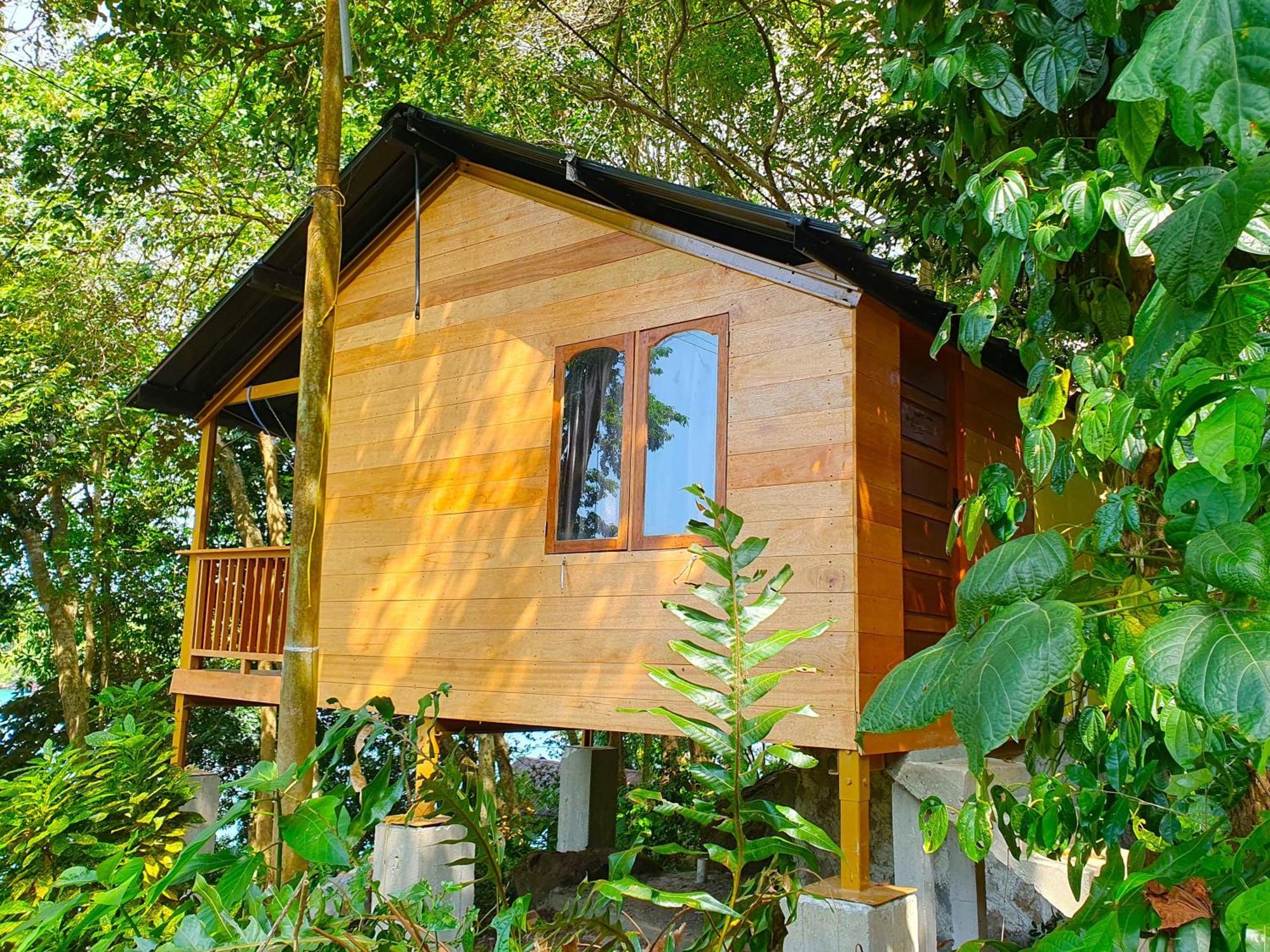 Santi Garden Bungalows Iboih エクステリア 写真